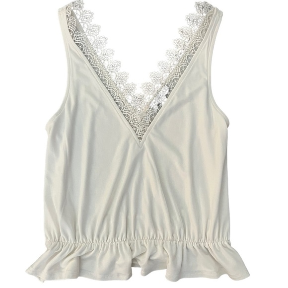 Express Top XS in Ivory - Picture 2 of 3